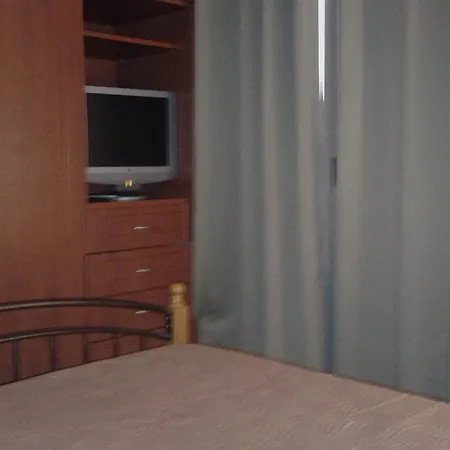 Spyros Apartamento